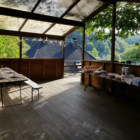 Nid Du Bonheur * Theux